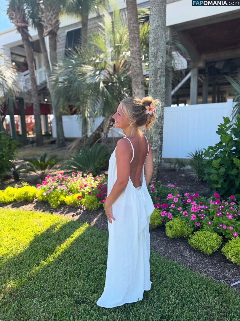 maci-carter / macimccarley Nudo OnlyFans  Foto trapelata #8