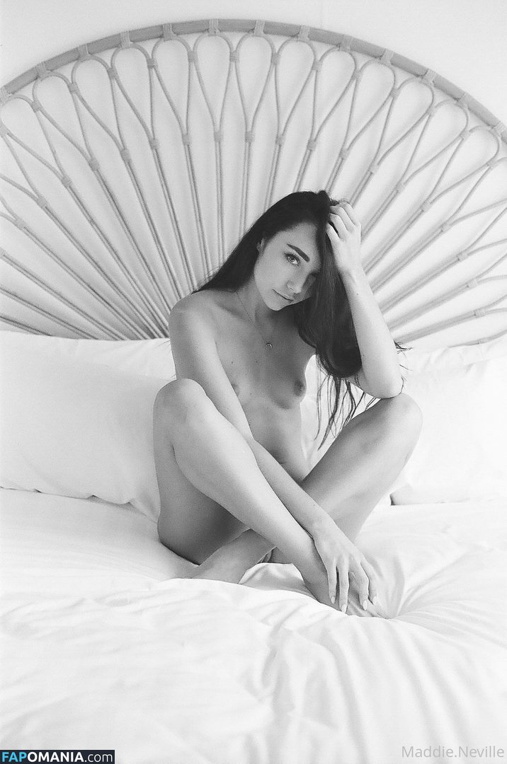 maddieneville / maddieneville_ Nudo OnlyFans  Foto trapelata #22
