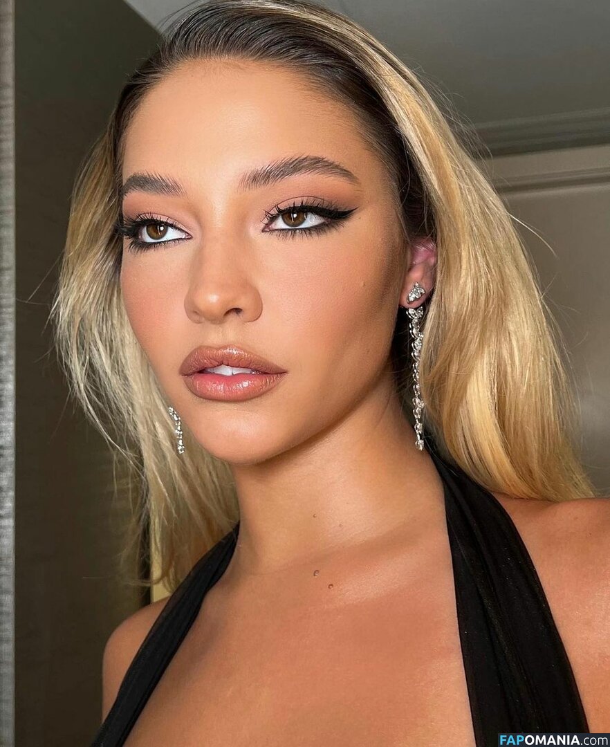 Madelyn Cline / madelyncline Nudo OnlyFans  Foto trapelata #269