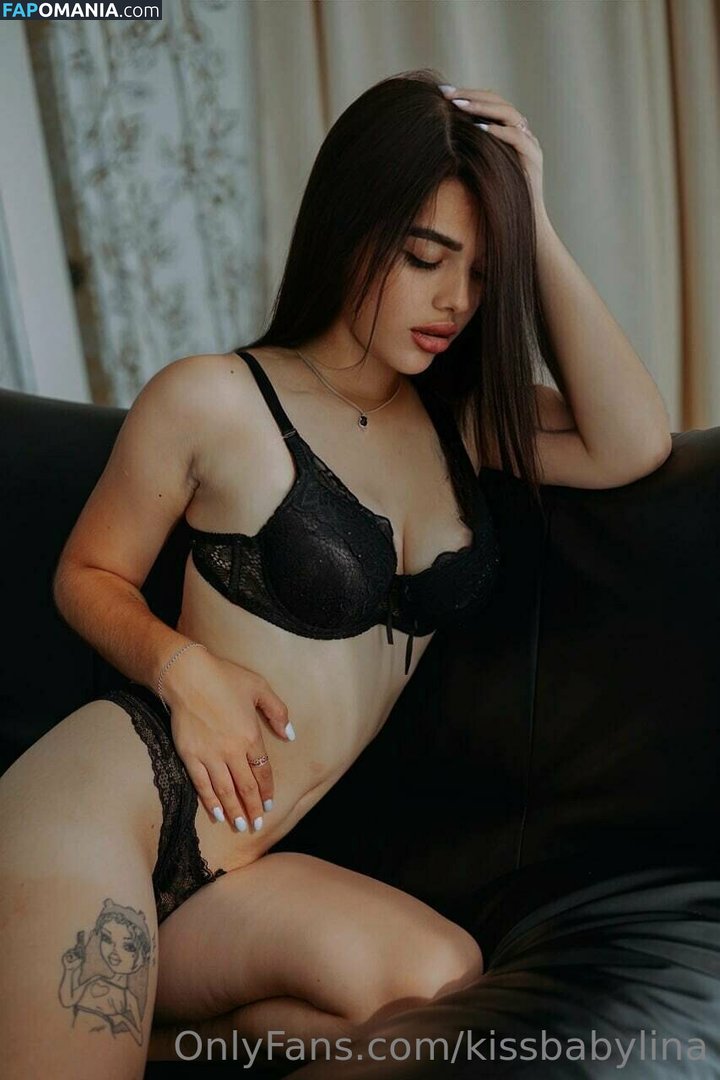 madina_muslim_x / u__m__x Nudo OnlyFans  Foto trapelata #1