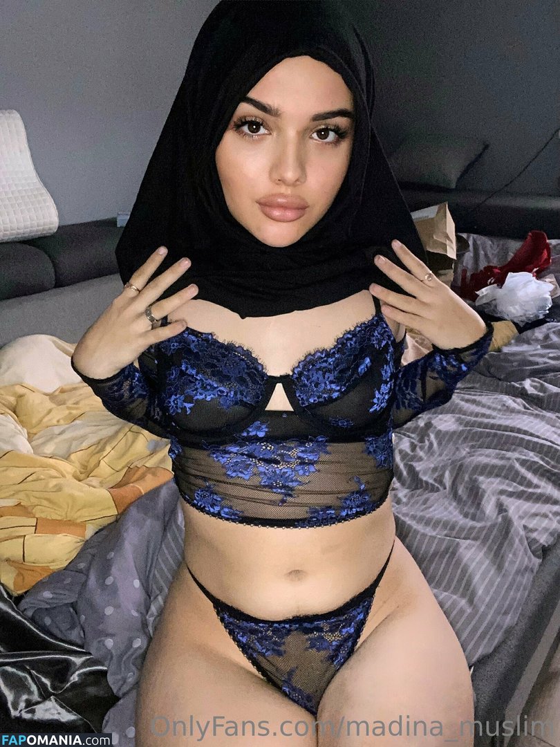 madina_muslim_x / u__m__x Nudo OnlyFans  Foto trapelata #4