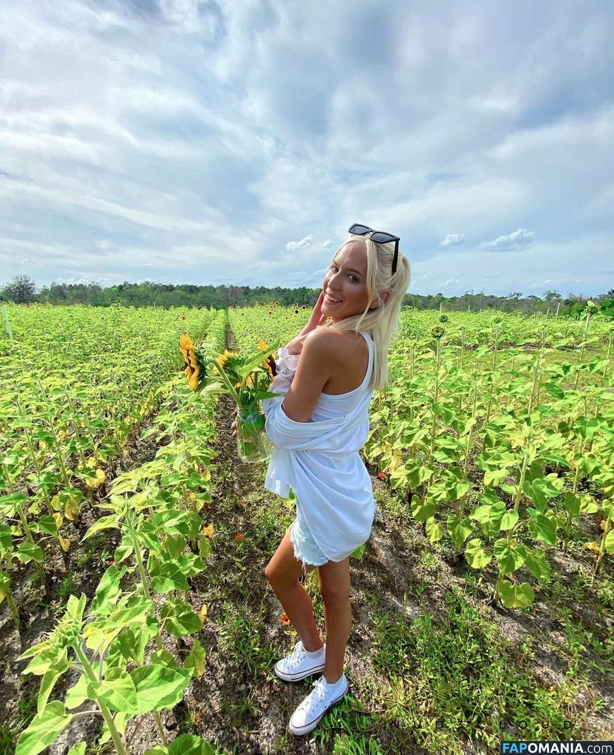 Madison Horacek / madisonhoracek Nudo OnlyFans  Foto trapelata #3