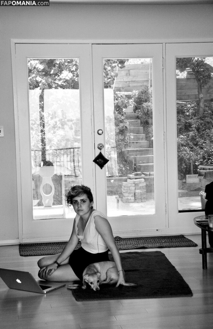 Mae Whitman / mistergarf Nudo OnlyFans  Foto trapelata #1