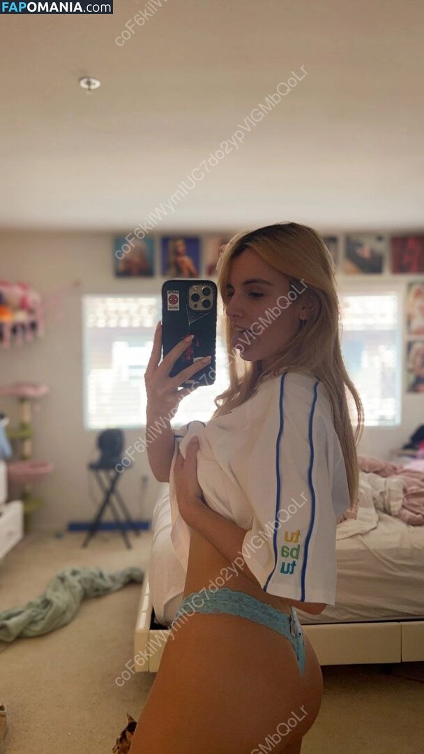 Magazine.rooster / Maggie Roscher Nudo OnlyFans  Foto trapelata #6