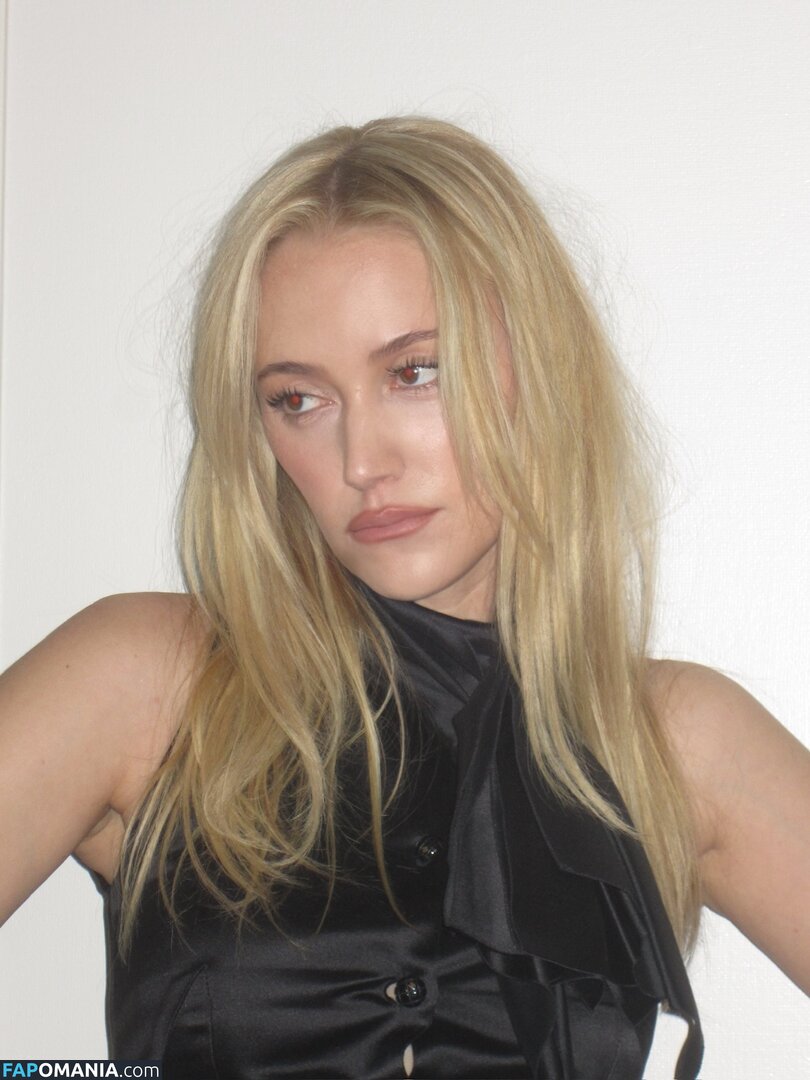 Maika Monroe / maikamonroe Nudo OnlyFans  Foto trapelata #19