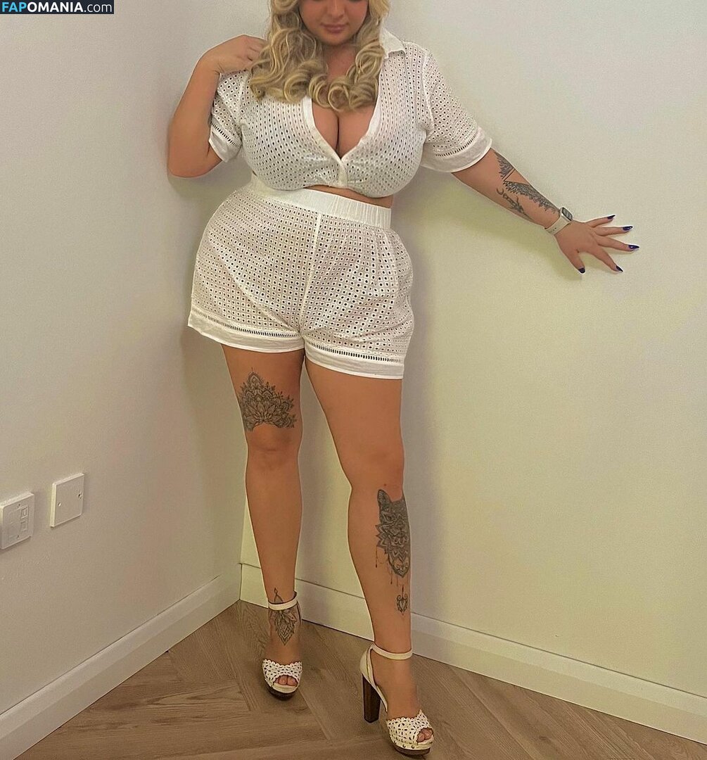 Maisy / maisyliciousx / maisystella / maisythebarista Nudo OnlyFans  Foto trapelata #5