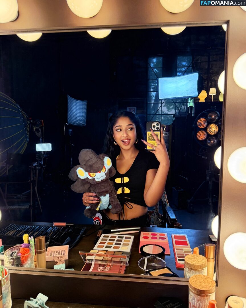 Maitreyi Ramakrishnan / maitreyiramakrishnan / ramakrishnannn Nudo OnlyFans  Foto trapelata #2