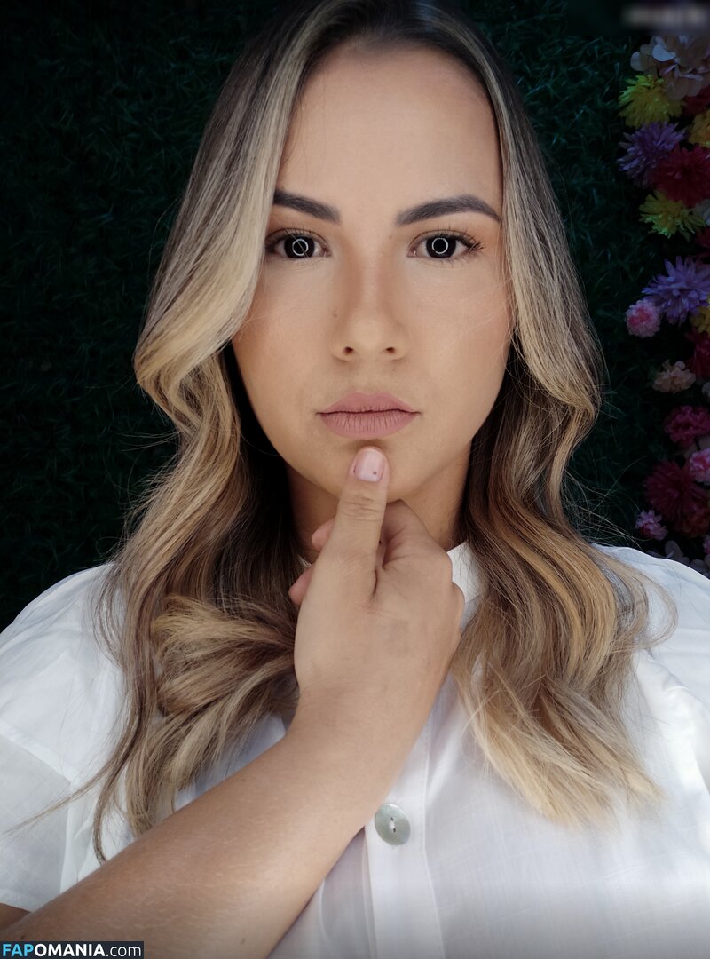 malu.oficial05 / maluoficial05 / u120990821 Nudo OnlyFans  Foto trapelata #1