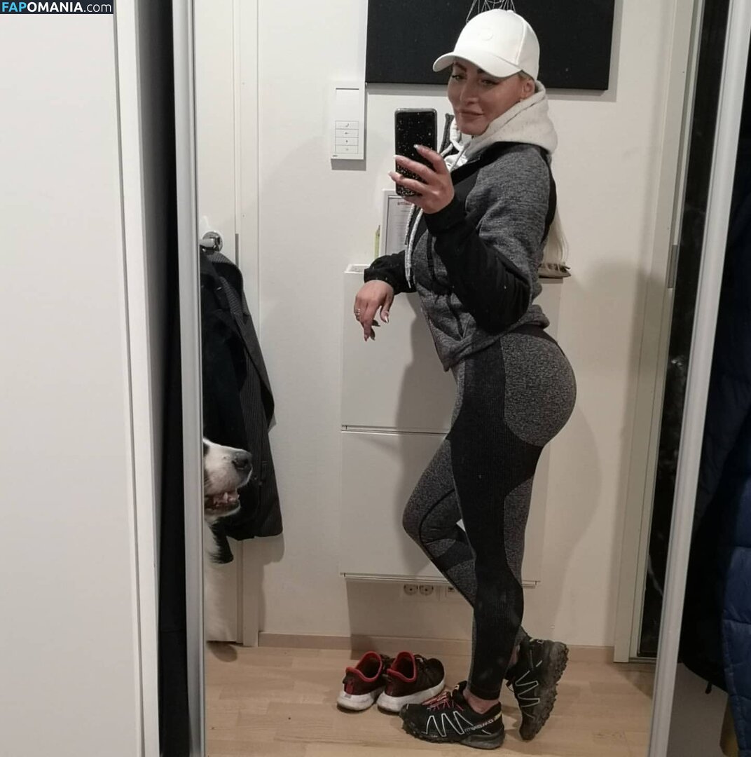 Marika Fingerroos / MarikaFinkku / fingerroos.marika / marikafingerroos Nudo OnlyFans  Foto trapelata #54