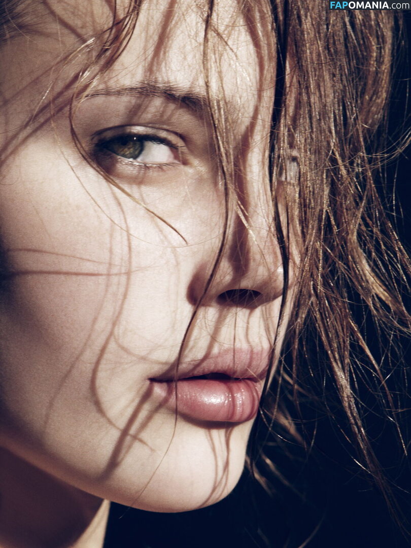 Marine Vacth / https: / marine_vacth / marinvacth Nudo OnlyFans  Foto trapelata #2