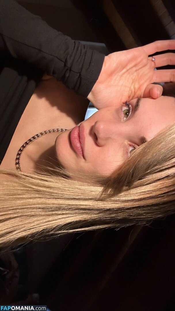 Martina Ragozza / https: / martinaragozza Nudo OnlyFans  Foto trapelata #2