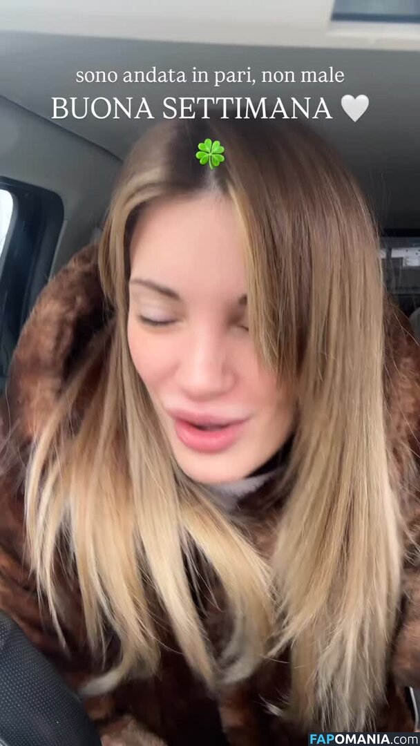 Martina Ragozza / https: / martinaragozza Nudo OnlyFans  Foto trapelata #5