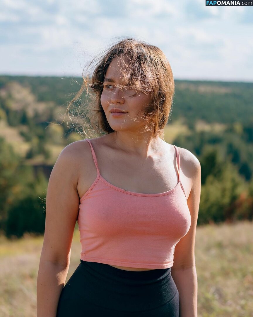 Marusya Shiklina / Marusya outdoors / marusya / marusya.shiklina Nudo OnlyFans  Foto trapelata #35