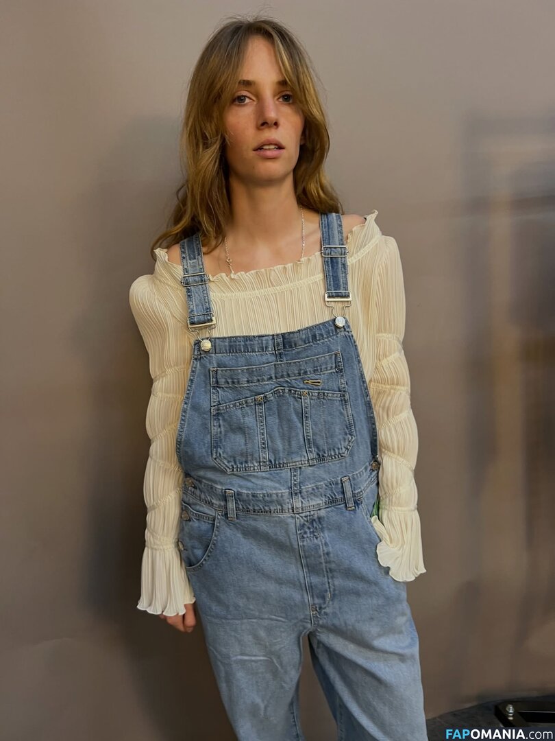 Maya Hawke / maya_hawke / neohawk2 Nudo OnlyFans  Foto trapelata #479