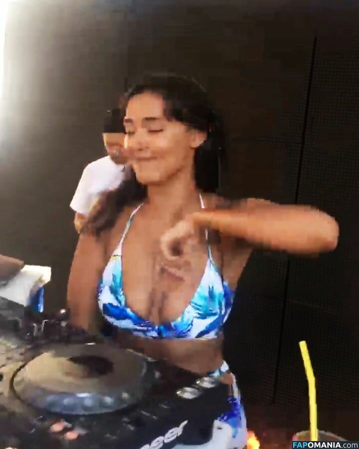 Maya Jama / mayajama Nudo OnlyFans  Foto trapelata #172