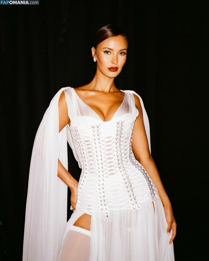 Maya Jama / mayajama Nudo OnlyFans  Foto trapelata #339