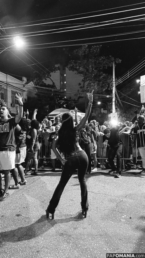 MC Rebecca / rebecca Nudo OnlyFans  Foto trapelata #1