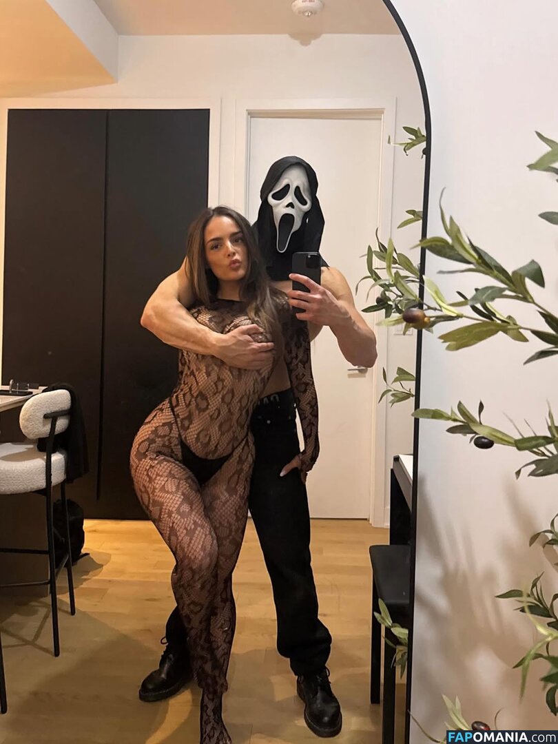 Megane Belanger / mbelangerfrisina / megane__belanger Nudo OnlyFans  Foto trapelata #2