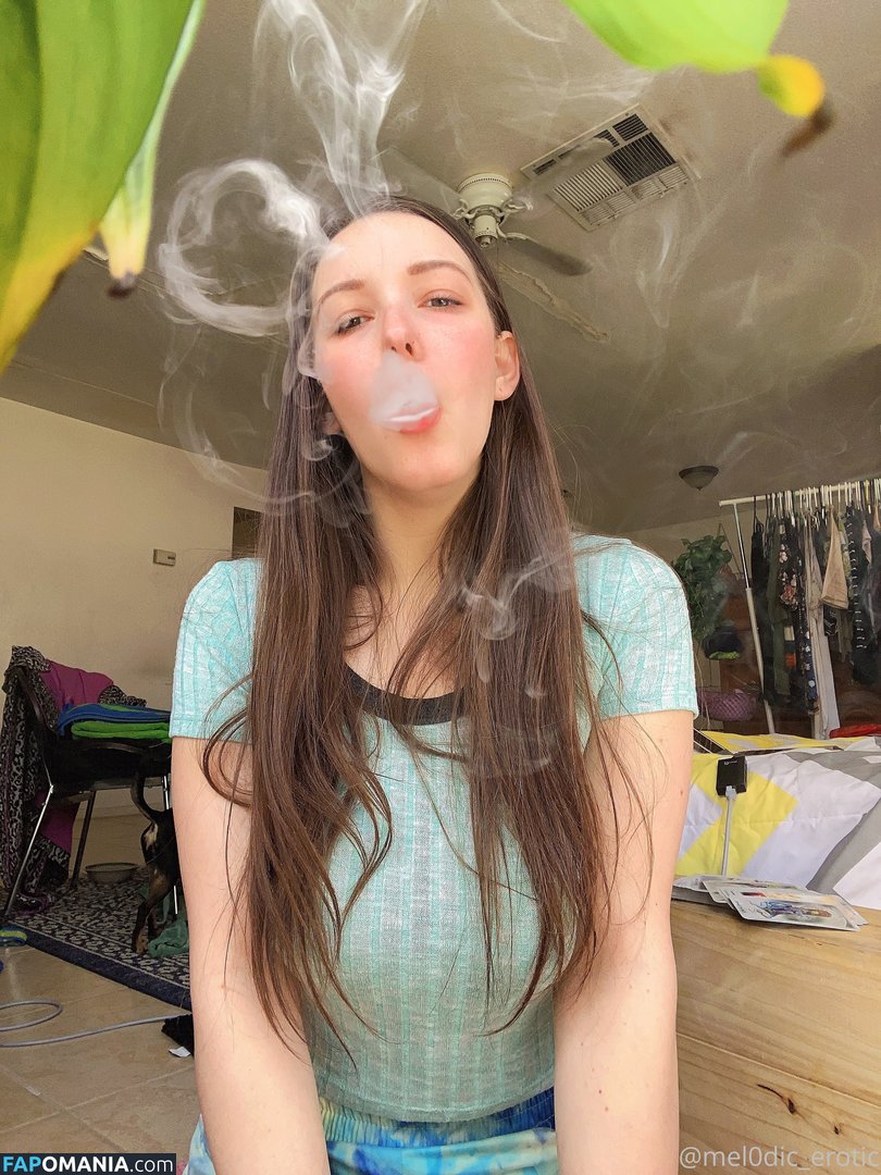 mel0dic_erotic / mel0dicerotic Nudo OnlyFans  Foto trapelata #13
