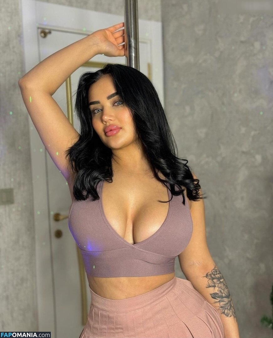 Melek Azad / melek.azd / melekazad Nudo OnlyFans  Foto trapelata #32