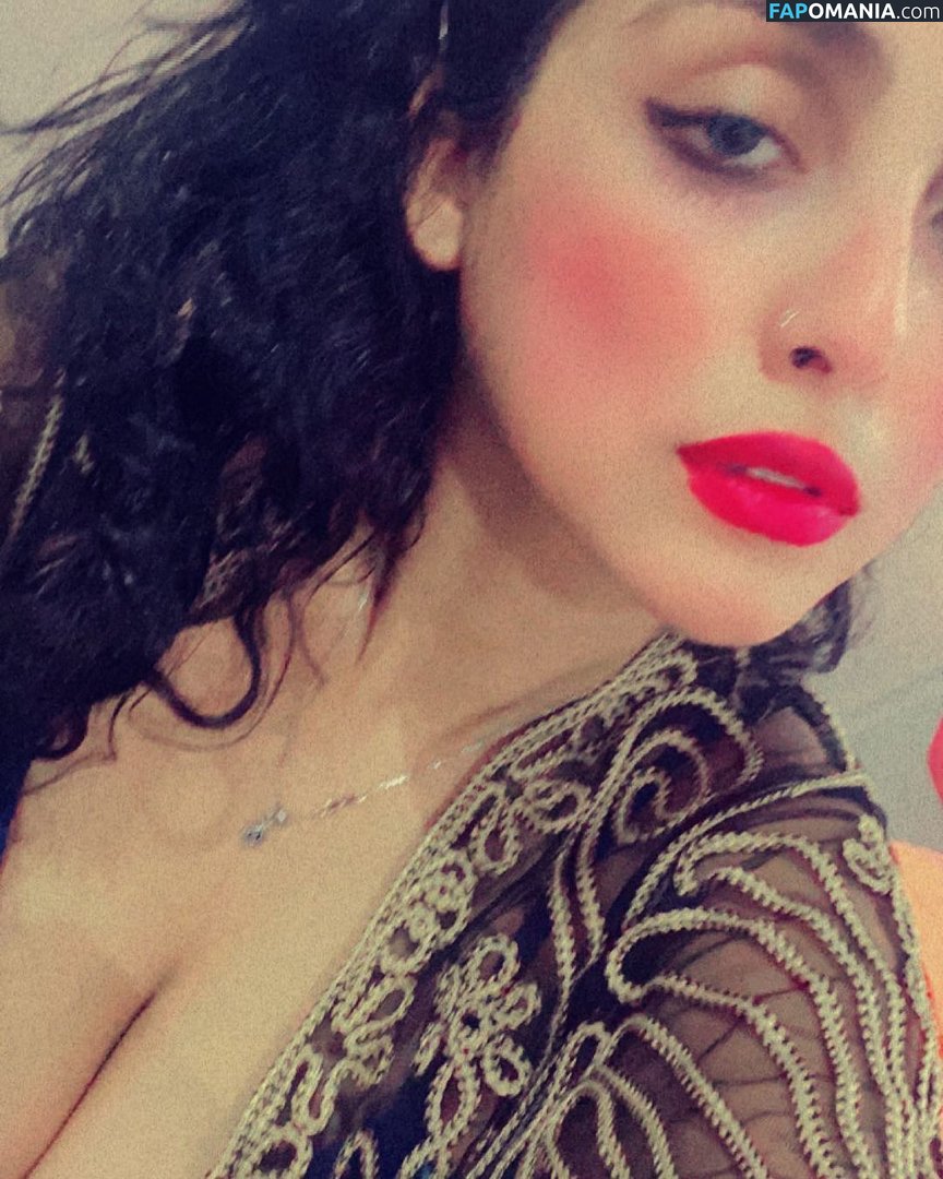 _mi.mi.ta.3116_ / _mi.mi.ta_ / _mimitaa_2 / mi.mi.ta07 / mi.mi.ta_3 / mimita2 Nudo OnlyFans  Foto trapelata #15