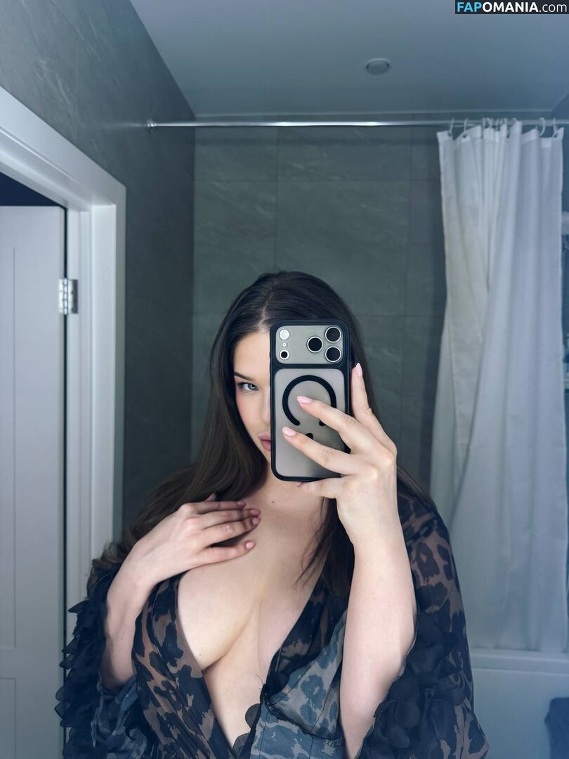 mi.saifutdinova / mi_saifutdinova / Мила Сайфутдинова Nudo OnlyFans  Foto trapelata #4