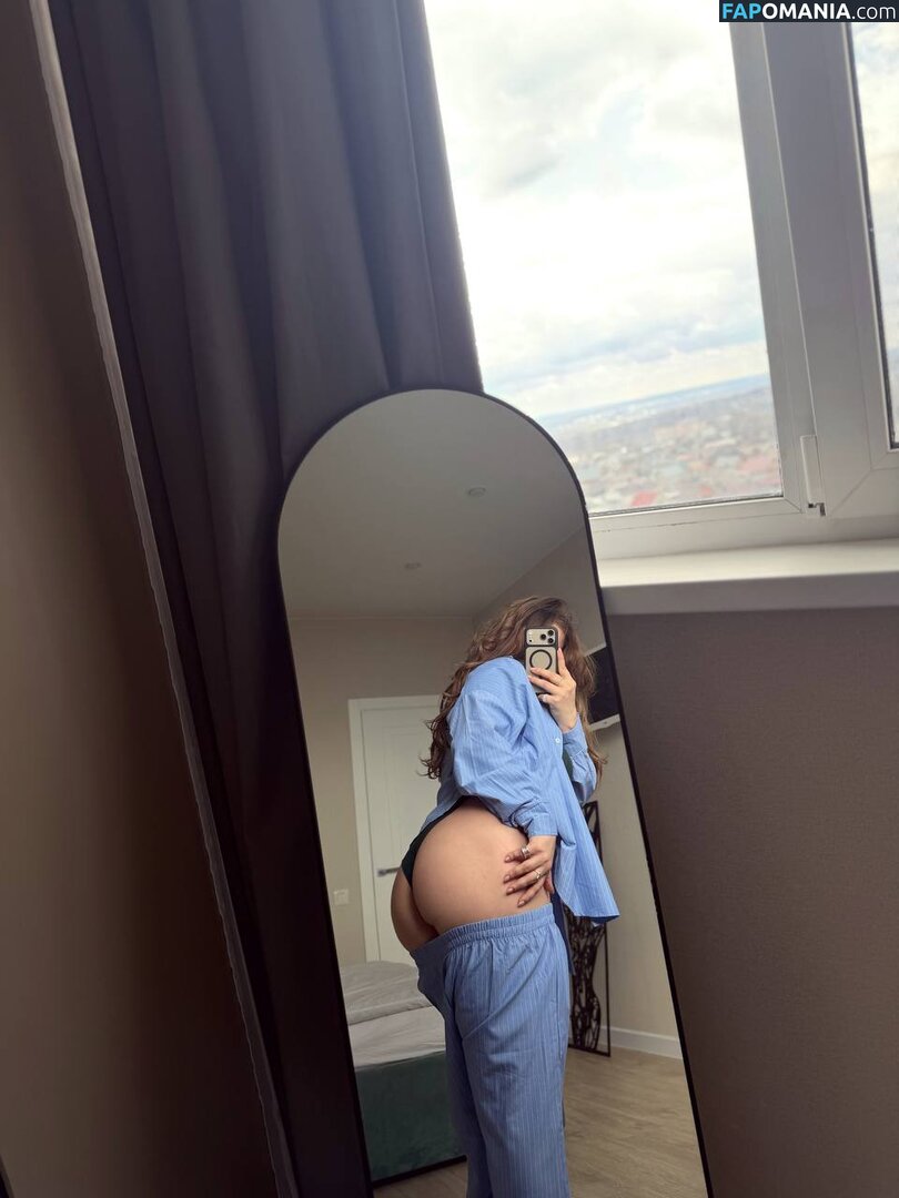 mi.saifutdinova / mi_saifutdinova / Мила Сайфутдинова Nudo OnlyFans  Foto trapelata #9