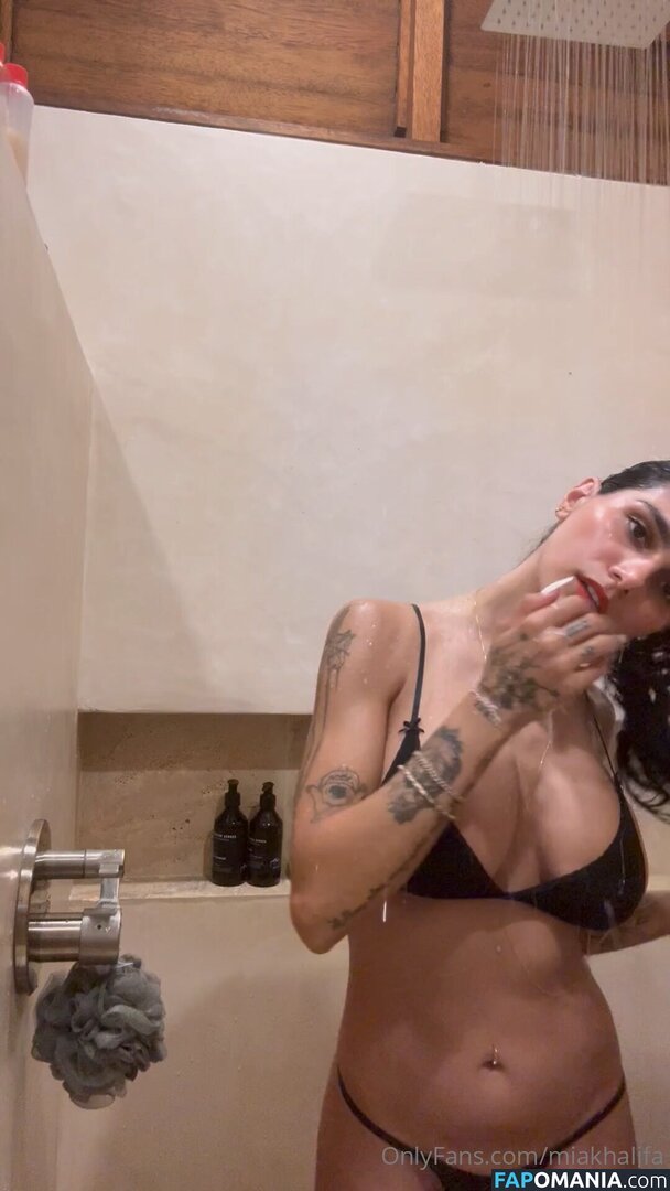 Mia Khalifa / https: / miakhalifa Nudo OnlyFans  Foto trapelata #121