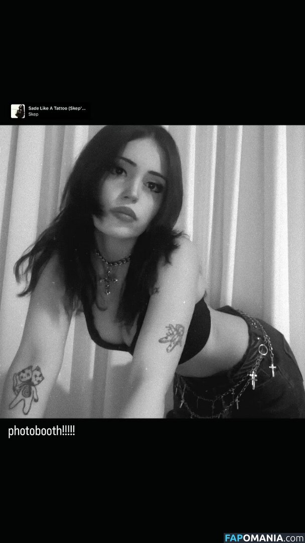 Mia Rodriguez / mia.rodriguez.z.z / miaaarodriguezzz / miarodriguezfeet Nudo OnlyFans  Foto trapelata #35