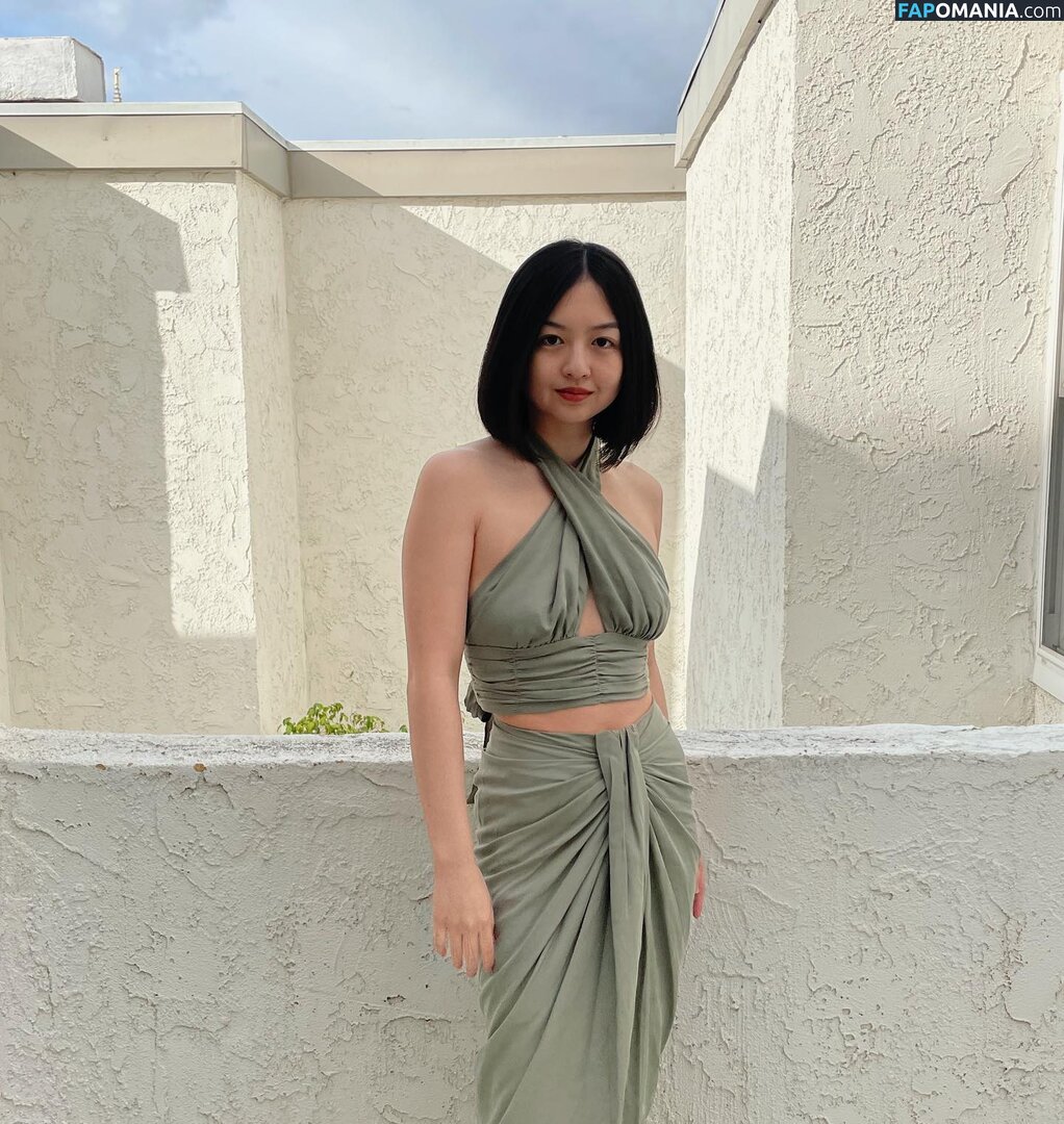 Michaela Zee / michaelazee / sheismichaela Nudo OnlyFans  Foto trapelata #11