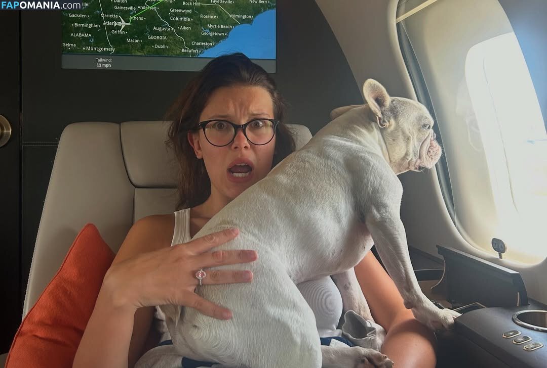 Millie Bobby Brown / milliebobbybrown Nudo OnlyFans  Foto trapelata #21