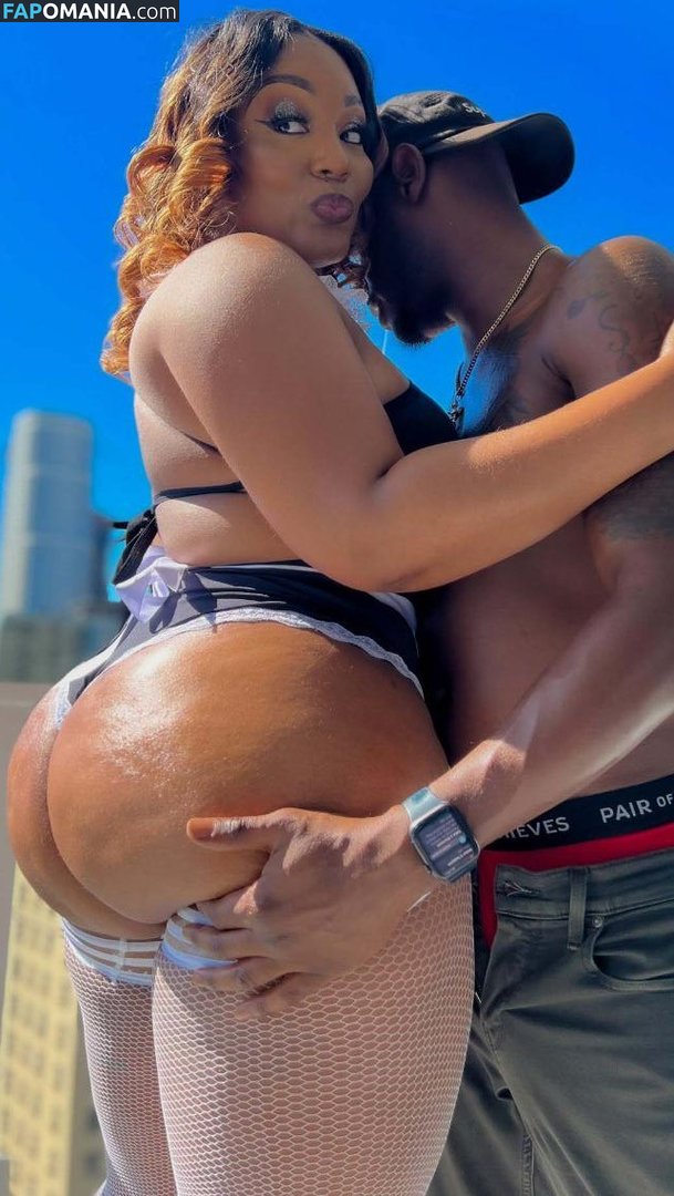 Caramel Cakes / Mimi Curvaceous / Thick Red Thickred3x / mimi_curvaceous / mimithestallion Nudo OnlyFans  Foto trapelata #2