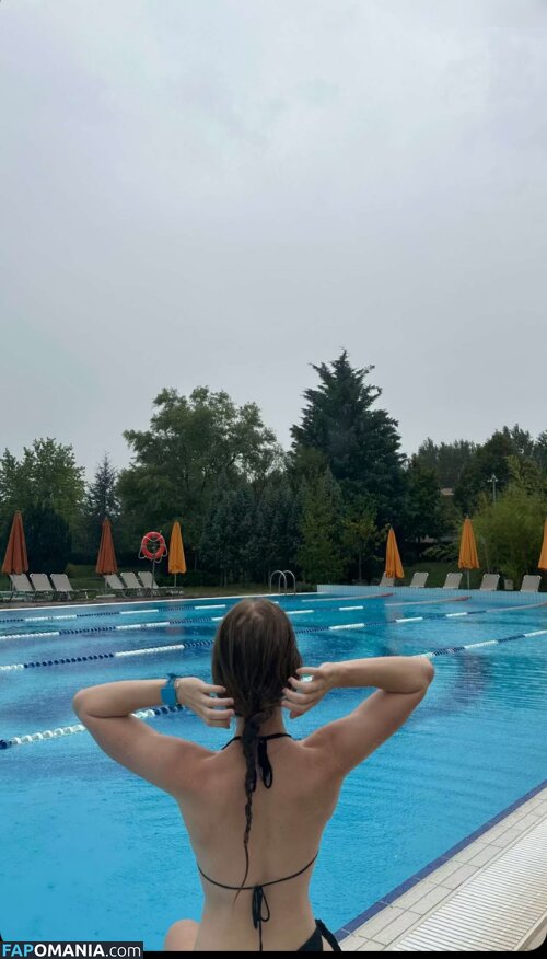 Mira Szalma / https: / mira.004 Nudo OnlyFans  Foto trapelata #549
