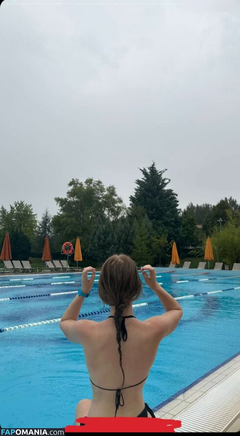 Mira Szalma / https: / mira.004 Nudo OnlyFans  Foto trapelata #550
