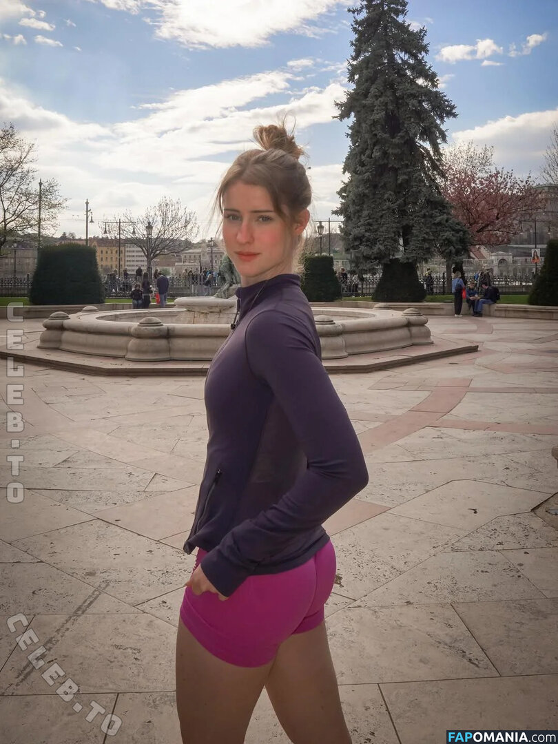 Mira Szalma / https: / mira.004 Nudo OnlyFans  Foto trapelata #576
