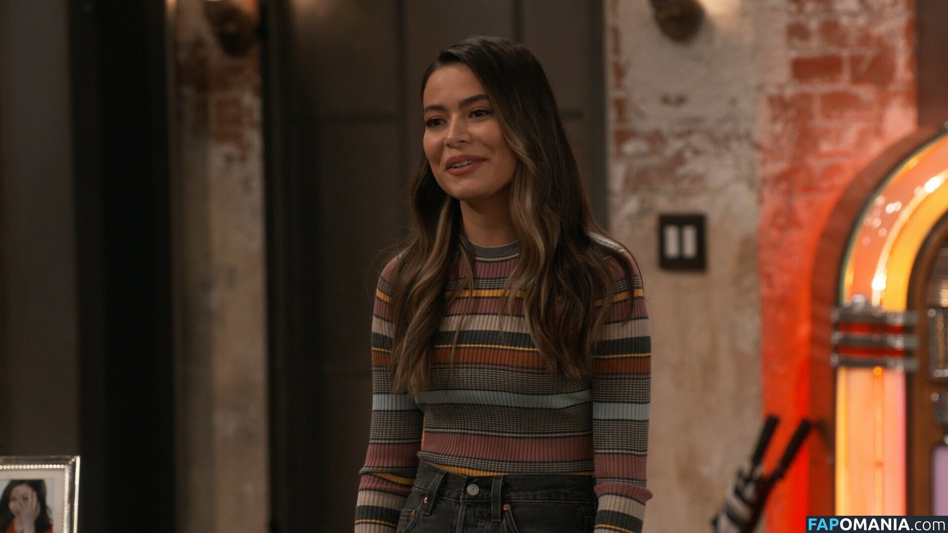 Miranda Cosgrove / MirandaCosgrove / onlyfanssz Nudo OnlyFans  Foto trapelata #78