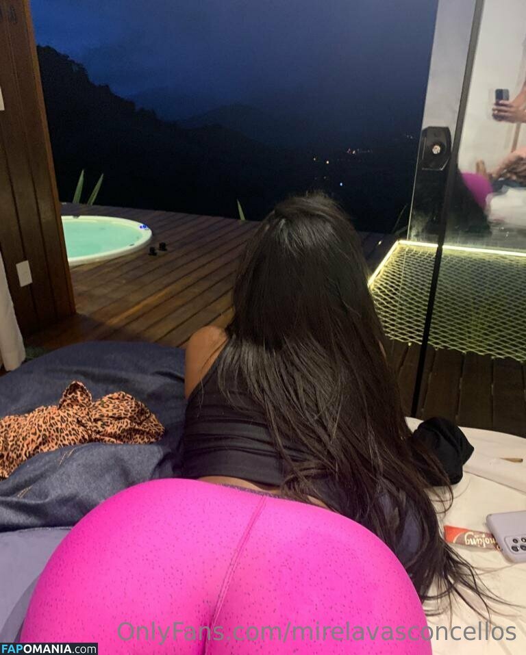 Mirela Vasconcelos / mi_levas / mirelavasconcellos / mirellavasconc Nudo OnlyFans  Foto trapelata #7