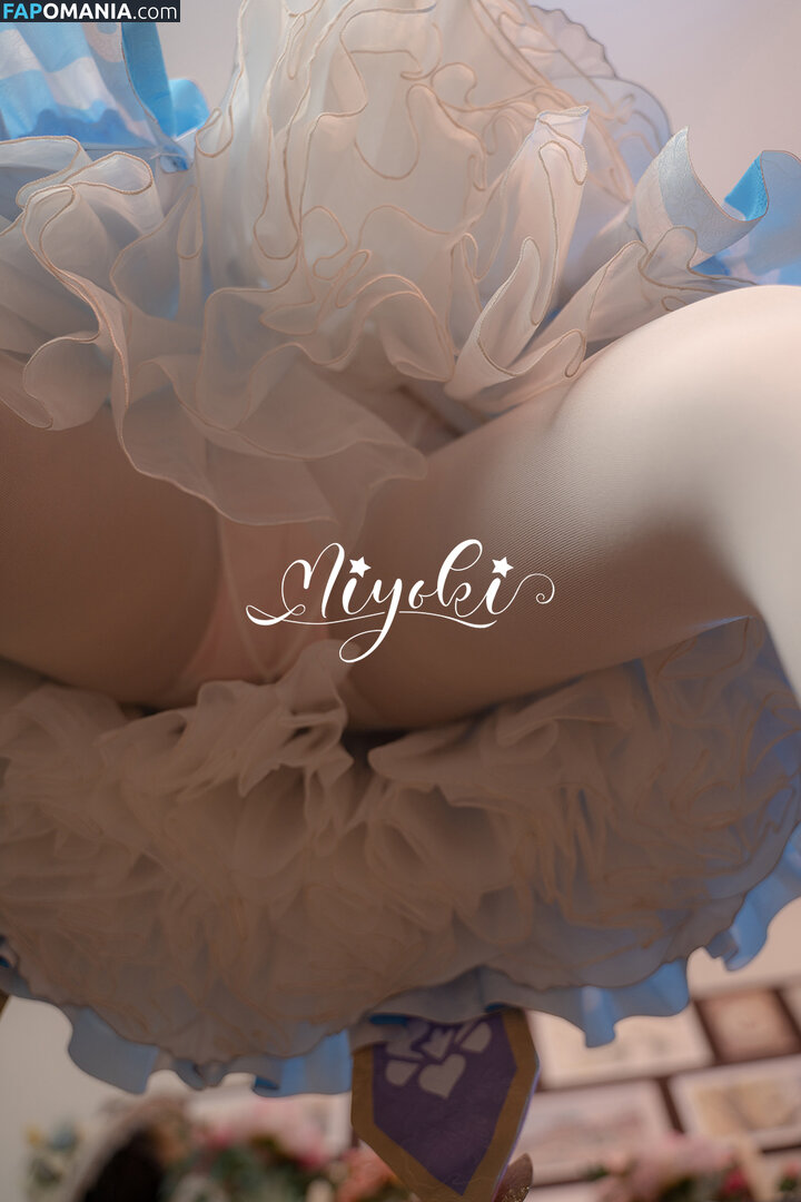 Misaki Suzuki / Miyoki / m1yok1h1me / 软趴在床单上 / 铃木美笑 Nudo OnlyFans  Foto trapelata #5