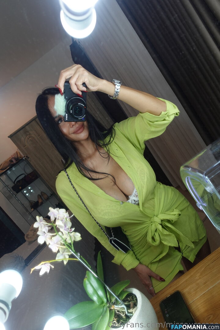 missauroraaa / sassysophyaudaciousaurora Nudo OnlyFans  Foto trapelata #7