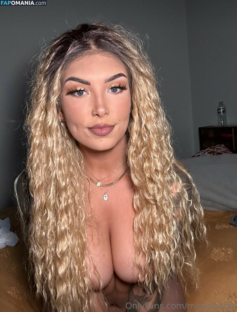 Miya Ulatowski / miyaacacia Nudo OnlyFans  Foto trapelata #39