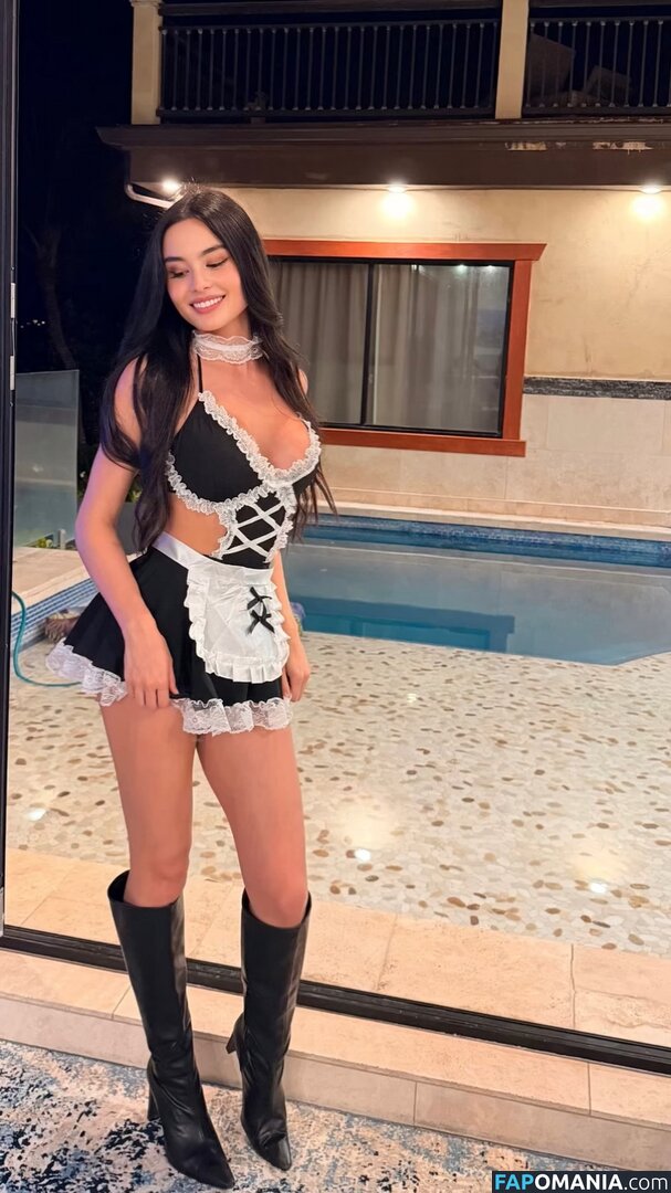 Moni Charlton / monicharlton Nudo OnlyFans  Foto trapelata #4