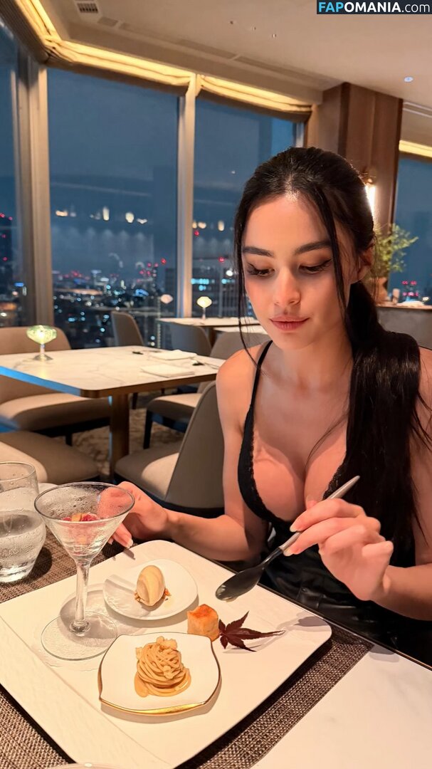 Moni Charlton / monicharlton Nudo OnlyFans  Foto trapelata #6