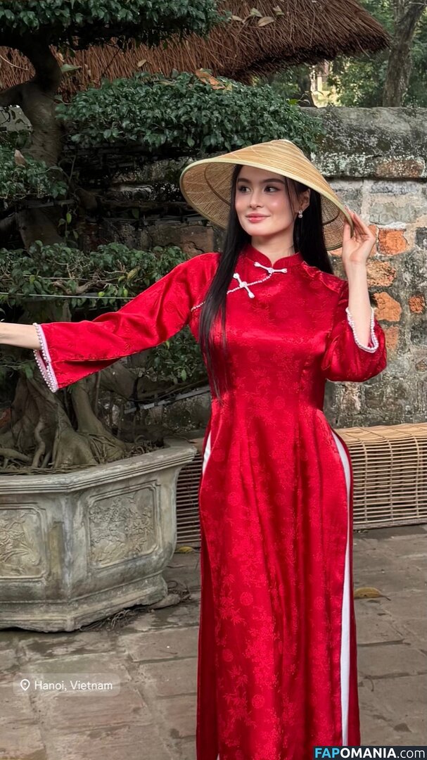 Moni Charlton / monicharlton Nudo OnlyFans  Foto trapelata #11