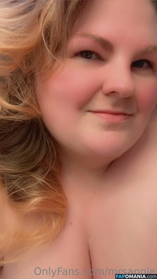 mrsapple / therealmrsapple Nudo OnlyFans  Foto trapelata #1