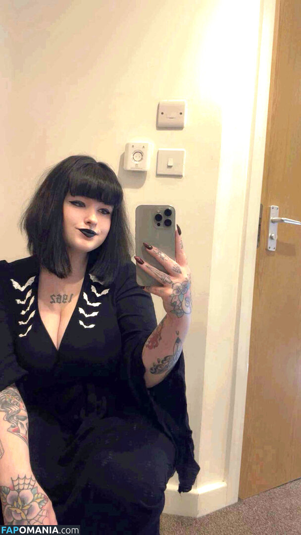 museofthedamned Nudo OnlyFans  Foto trapelata #3