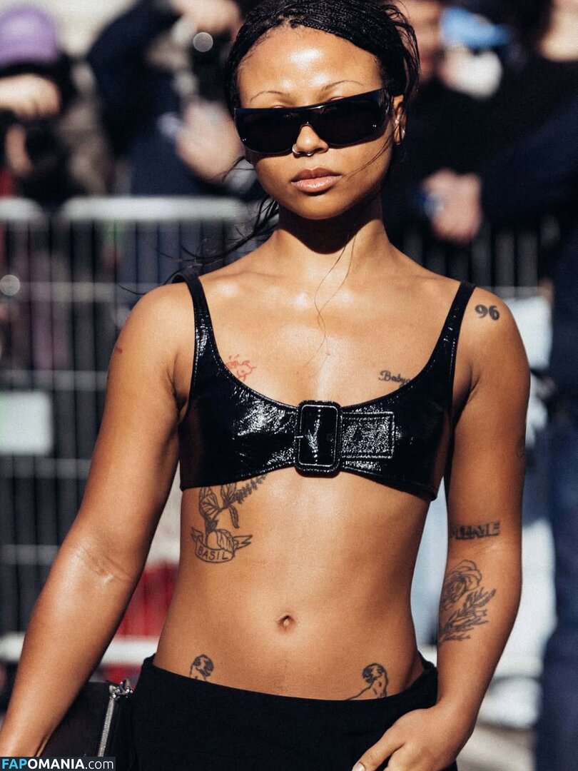 My'hala Herrold / Myha'la / https: / mmyhala Nudo OnlyFans  Foto trapelata #1