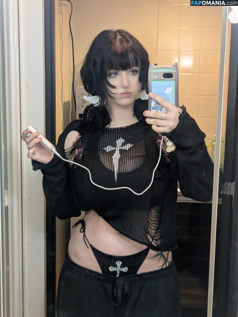 Mylittlerobin / _littlerobin_ Nudo OnlyFans  Foto trapelata #1