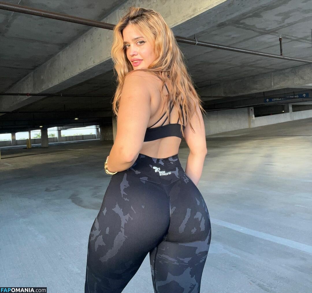 Nadia G / nadia_g / nadiagstar Nudo OnlyFans  Foto trapelata #171