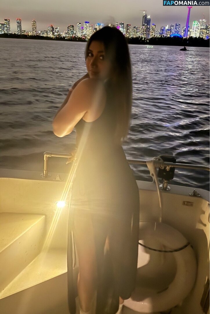 Navpreet Gotara / navpreetg_ Nudo OnlyFans  Foto trapelata #3