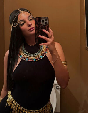 nicolejanela